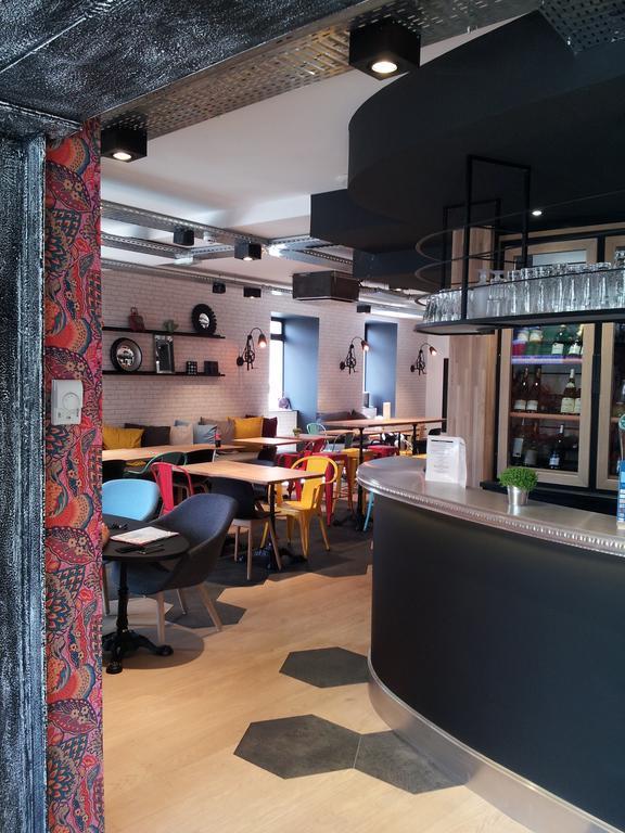 Ibis Styles Dinan Centre Ville Exterior foto